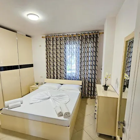 Sunset Sea View Two Bedroom 公寓
