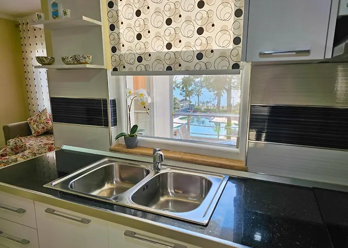 Apartment Sunset Sea View Two Bedroom Golem (Tirana)