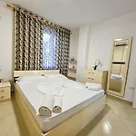 Appartamento Sunset Sea View Two Bedroom Golem (Tirana)